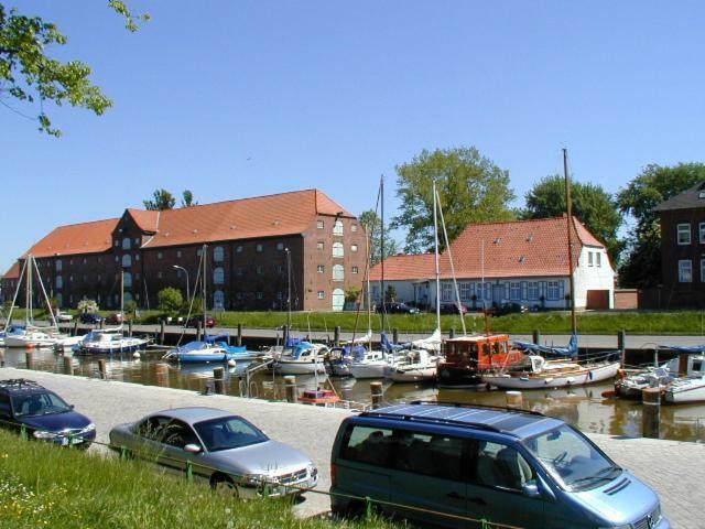 Idyllisches Reethaus Toenning Tönning Exterior foto